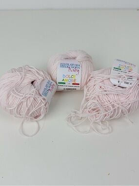 Dolce Amore Baby Yarn - Pale Pink 3 Skeins